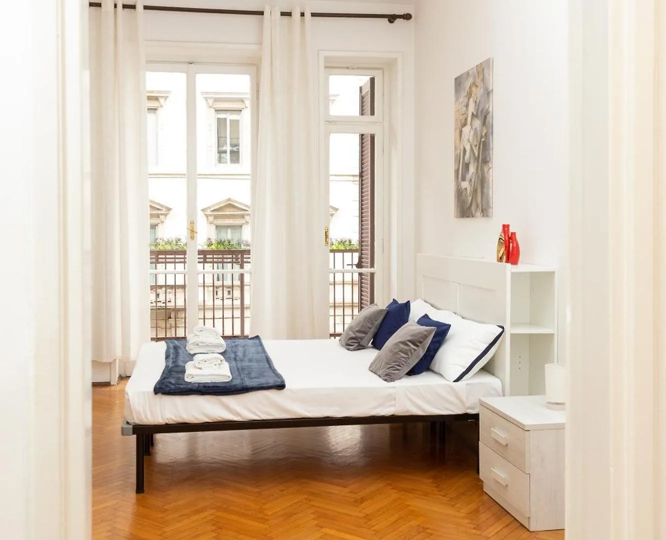 Picasso - Spacious Exclusive Apartment Milán