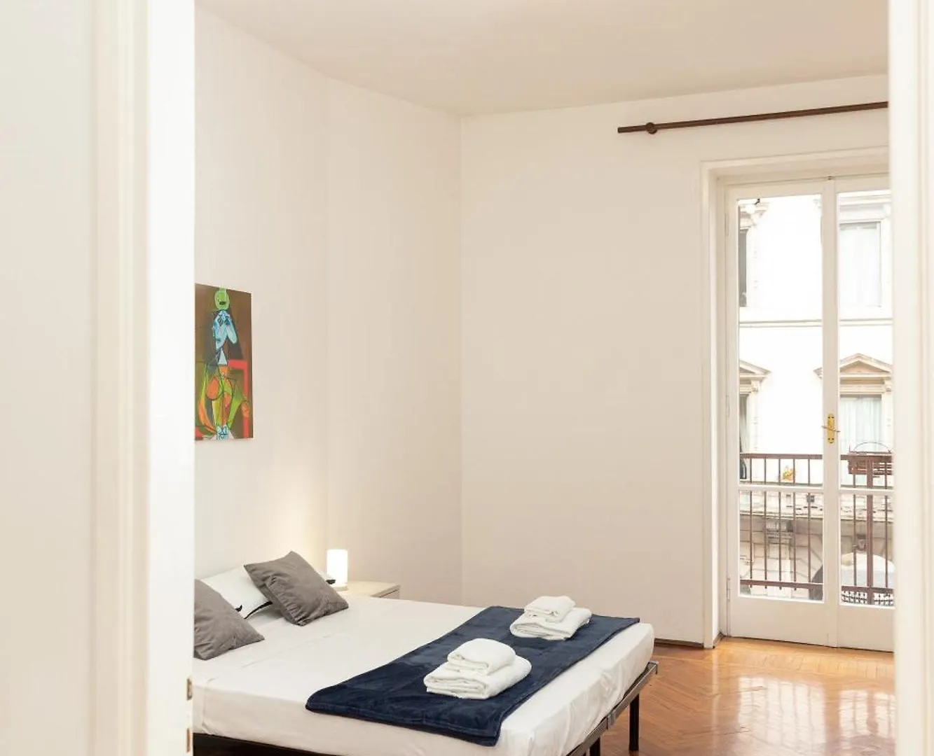 Picasso - Spacious Exclusive Apartment Milán